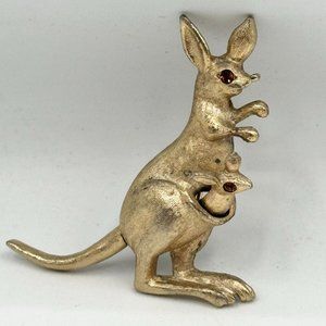 Vintage Avon Articulating Kangaroo Brooch Pin